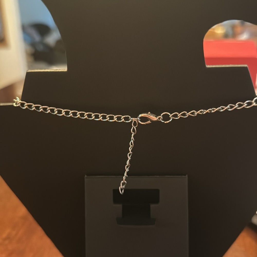 Gifted gone - Picture 3 of 6